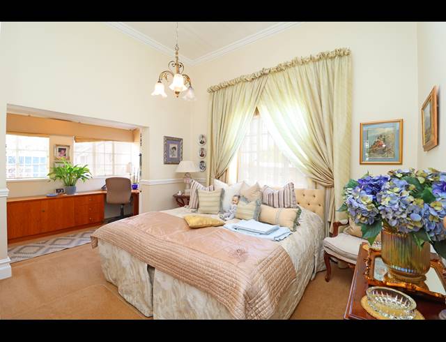3 BEDROOM HOUSE FOR SALE IN KENSINGTON